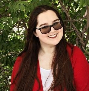 Meet your Posher, Vita